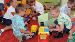 Stęsknione za wspólną zabawą - Słoneczka