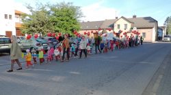 Przemarsz dookoła baranowskiego Rynku