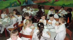 "Małe, co nieco" - gofry pod białym puchem w śnieżnej zamieci