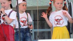 Gagatków część dalsza - od lewej: Adaś Gąszczak, Filip Pałka i Iga Rubiszewska