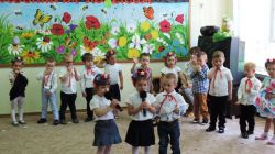 Wiersze w wykonaniu Zosi, Mirabelki i Fabiana