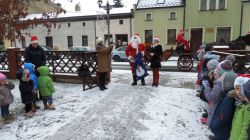 Przywitanie Św. Mikołaja przez dzieci